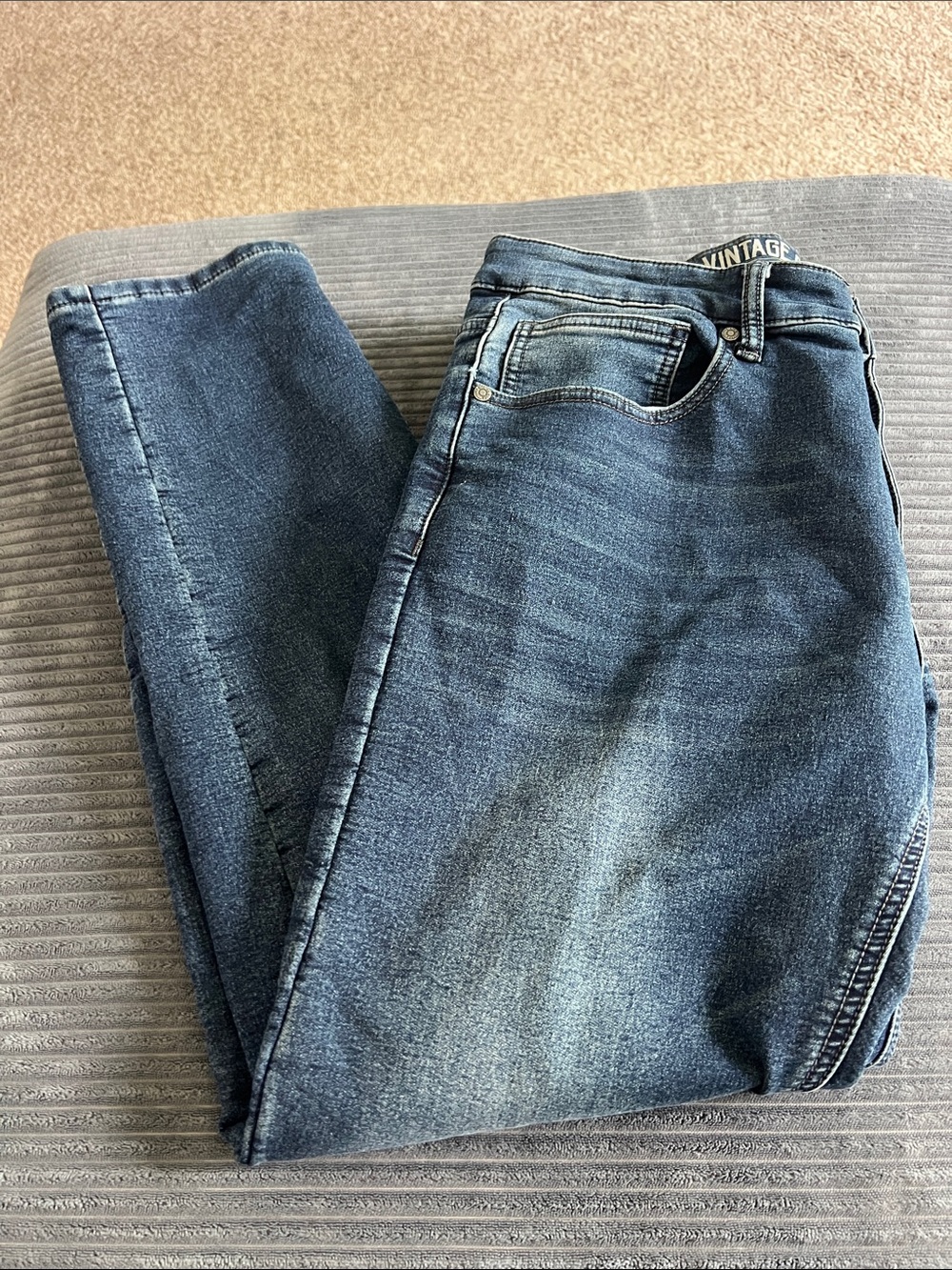 Vintage-Inspired Slim Straight Jeans for Men in Blue
